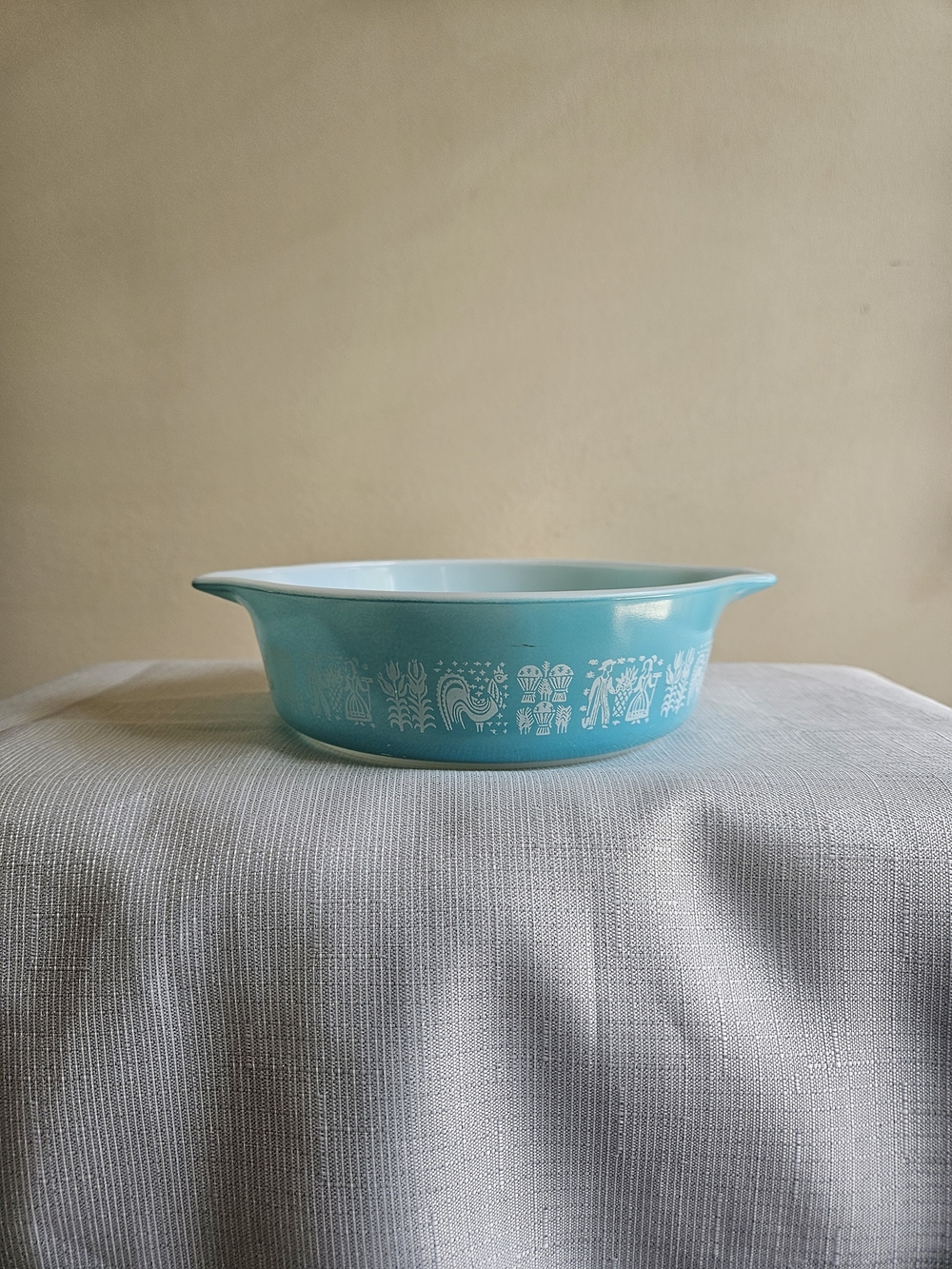 Pyrex Butterprint 471 Round Casserole Dish